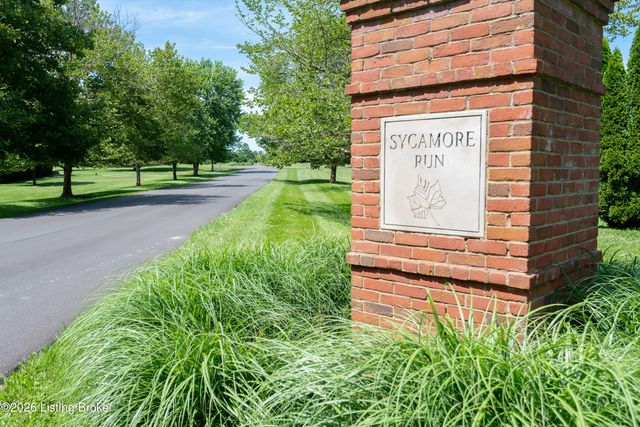 4920 Sycamore Run Dr, La Grange, KY 40031