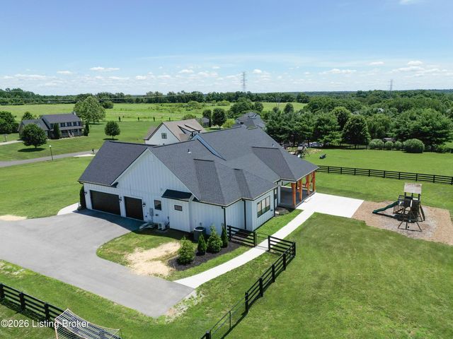 4920 Sycamore Run Dr, La Grange, KY 40031