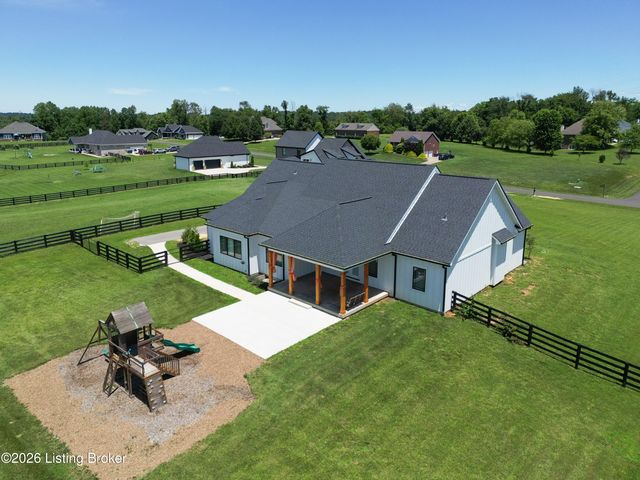 4920 Sycamore Run Dr, La Grange, KY 40031