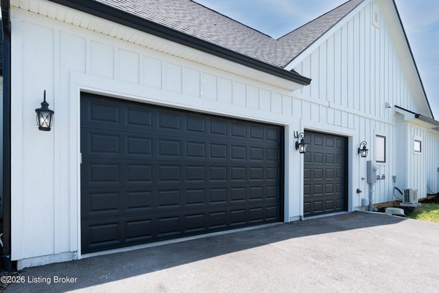 4920 Sycamore Run Dr, La Grange, KY 40031