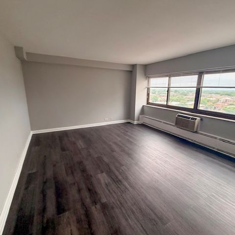7337 S South Shore Drive 1420, Chicago, IL 60649