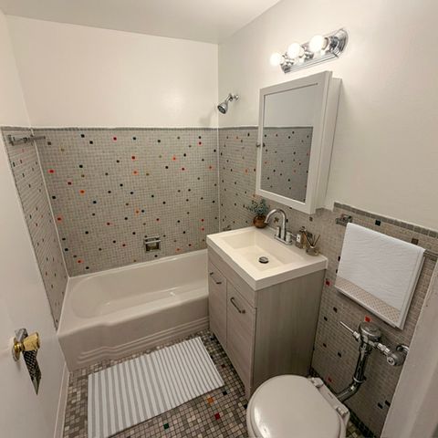 7337 S South Shore Drive 1420, Chicago, IL 60649