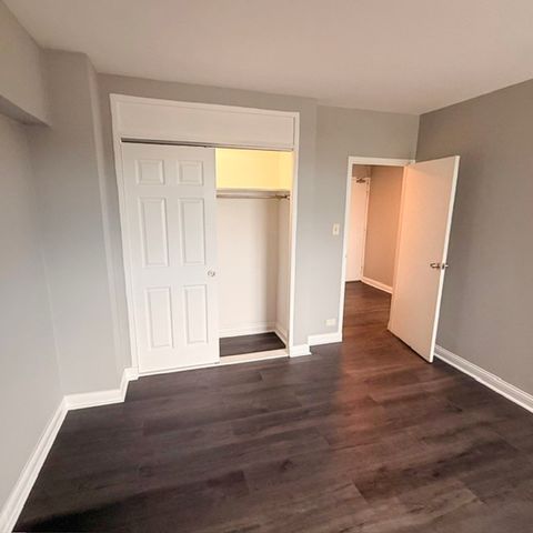 7337 S South Shore Drive 1420, Chicago, IL 60649