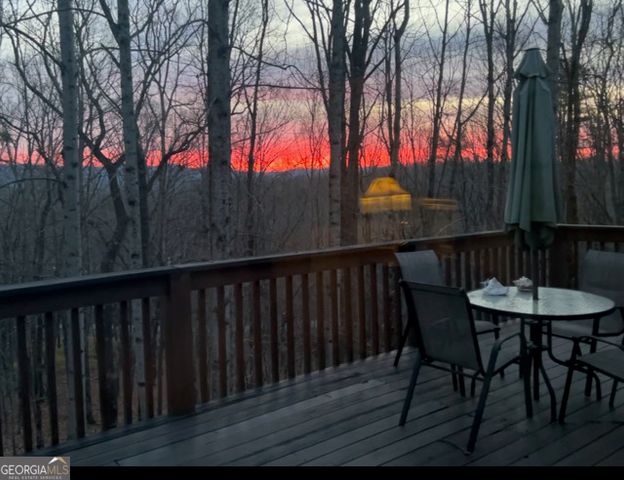 24 Sal Mountain Way, Sautee Nacoochee, GA 30571