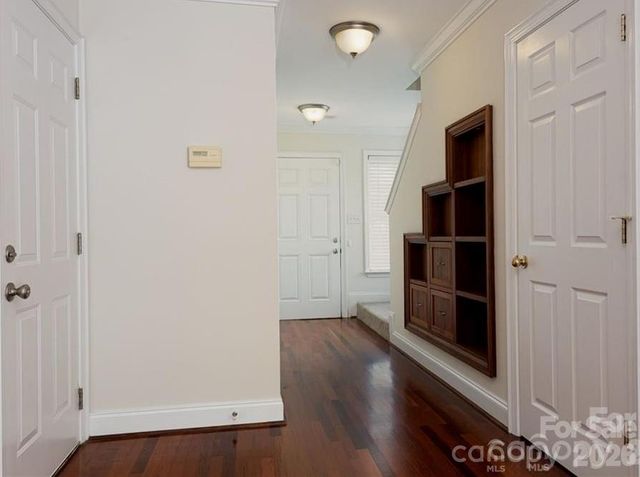 6726 Vlosi Drive, Charlotte, NC 28226