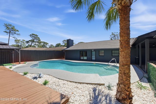 802 ANTIGUA Road, Jacksonville, FL 32216
