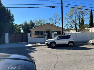 11251 Kewen Avenue, San Fernando, CA 91340