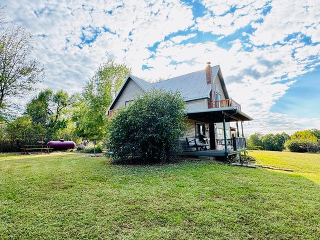 20685 E Hwy M, Stockton, MO 65785