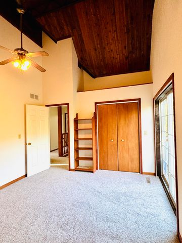 20685 E Hwy M, Stockton, MO 65785