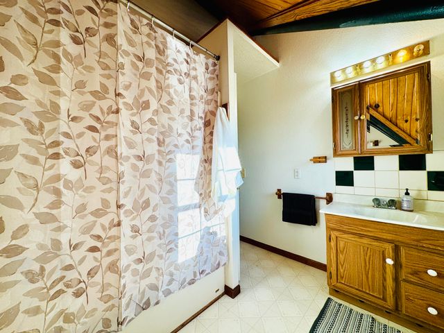 20685 E Hwy M, Stockton, MO 65785