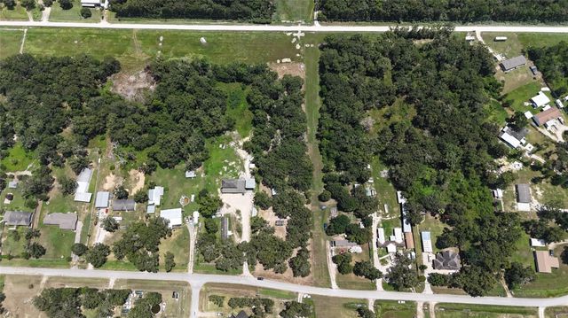 384 County Road 4017, Dayton, TX 77535