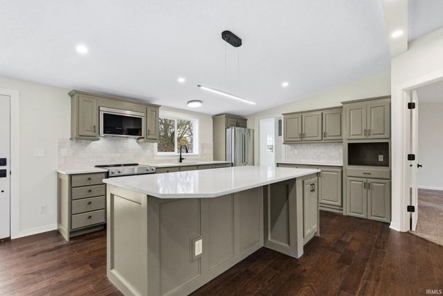 465 N Main Street, Tipton, IN 46072