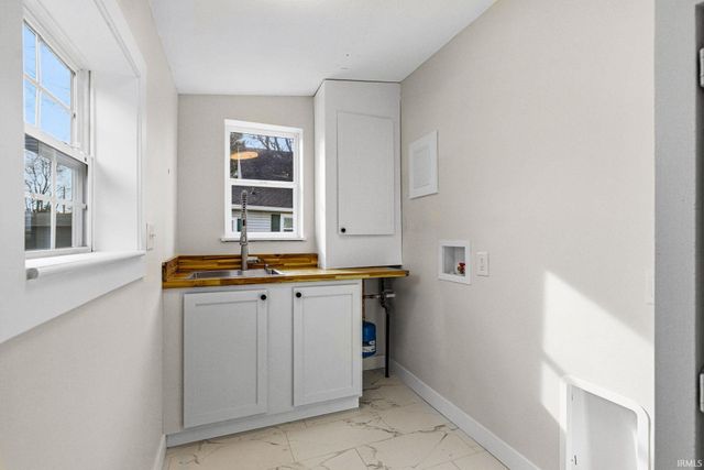 465 N Main Street, Tipton, IN 46072