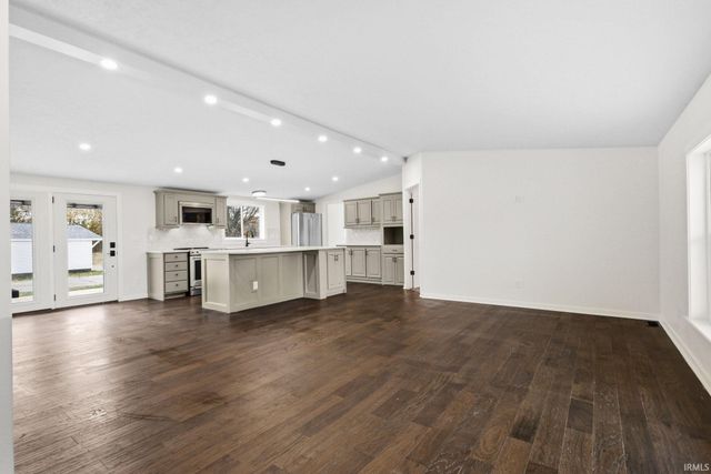 465 N Main Street, Tipton, IN 46072