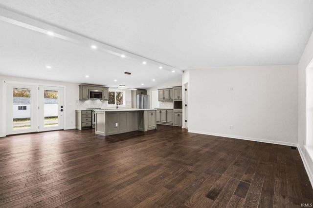 465 N Main Street, Tipton, IN 46072