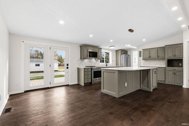 465 N Main Street, Tipton, IN 46072