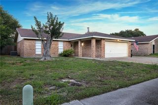 918 Crossbill St, Corpus Christi, TX 78418