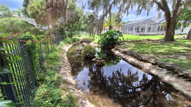 2210 SE LAUREL RUN DRIVE, Ocala, FL 34471