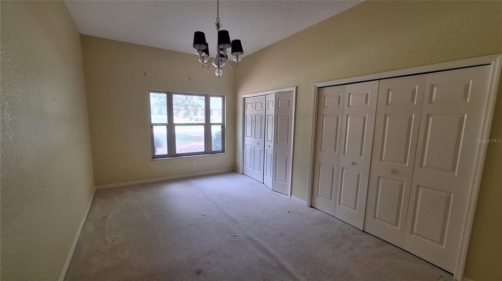 Image 30 of property listing at 2210 SE LAUREL RUN DRIVE, Ocala, FL 34471
