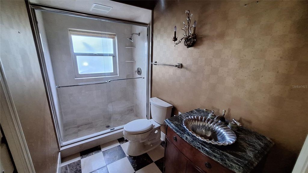Image 32 of property listing at 2210 SE LAUREL RUN DRIVE, Ocala, FL 34471