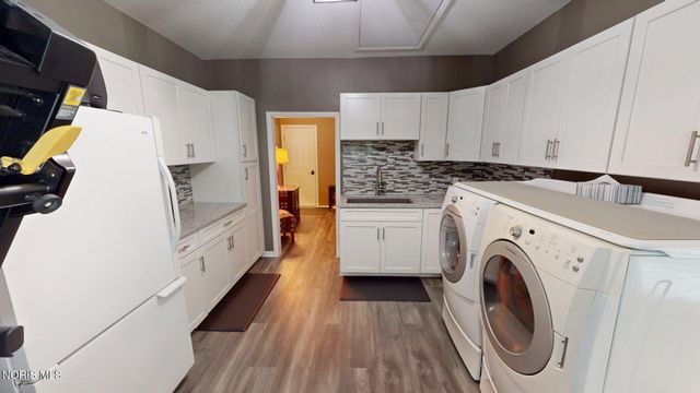 5919 Granville Drive, Sylvania, OH 43560
