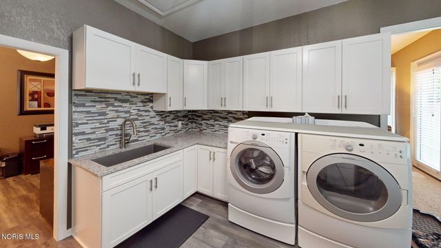 5919 Granville Drive, Sylvania, OH 43560