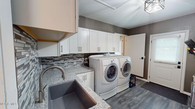 5919 Granville Drive, Sylvania, OH 43560
