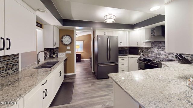 5919 Granville Drive, Sylvania, OH 43560