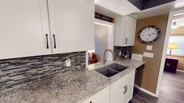 5919 Granville Drive, Sylvania, OH 43560