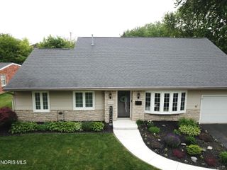5919 Granville Drive, Sylvania, OH 43560