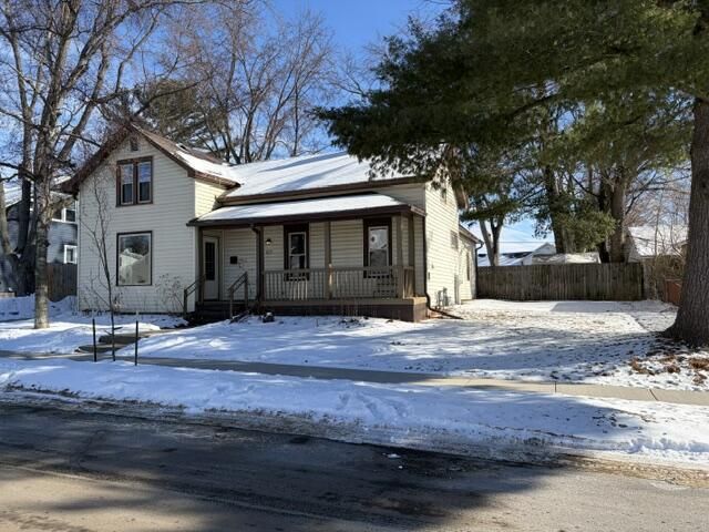 825 Smith STREET, Stevens Point, WI 54481