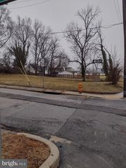 HAMMONDS FERRY RD, Baltimore, MD 21227