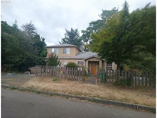 6555 Se 71ST Ave, Portland, OR 97206