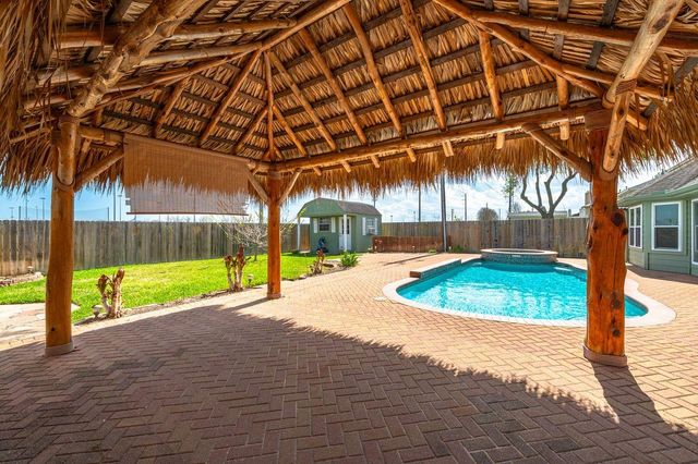 3503 Gladwyne Lane, La Porte, TX 77571