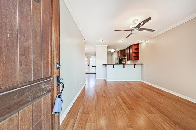 402 Postoffice 123, Galveston, TX 77550