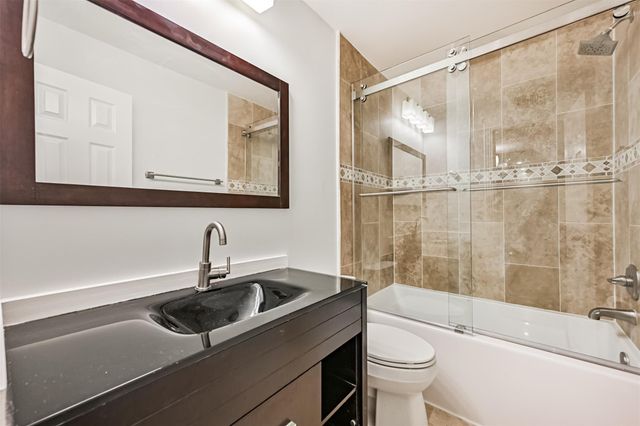 402 Postoffice 123, Galveston, TX 77550