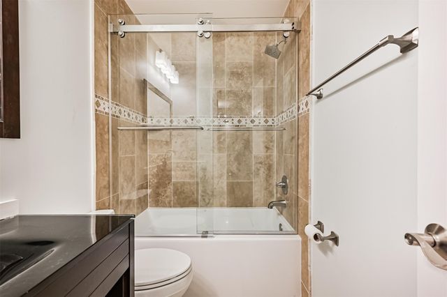 402 Postoffice 123, Galveston, TX 77550