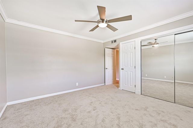 402 Postoffice 123, Galveston, TX 77550