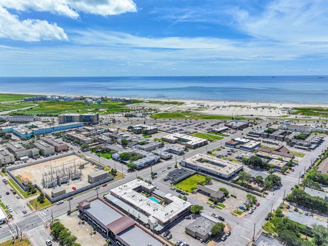 402 Postoffice 123, Galveston, TX 77550