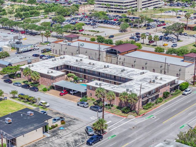 402 Postoffice 123, Galveston, TX 77550