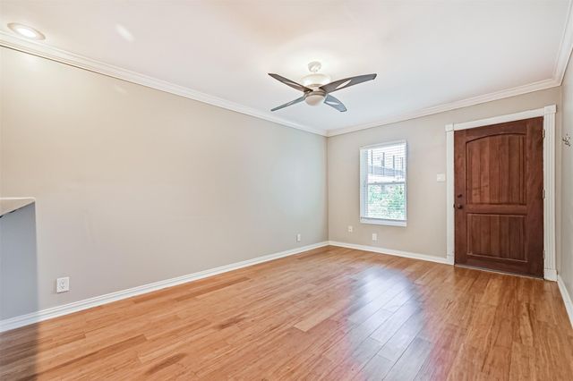 402 Postoffice 123, Galveston, TX 77550