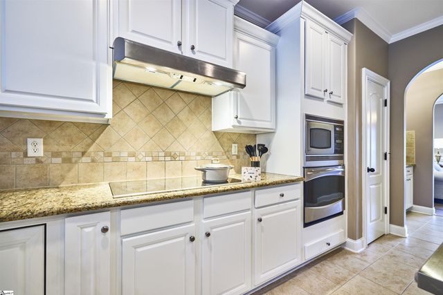 120 Haddington Lane, Greenville, SC 29609