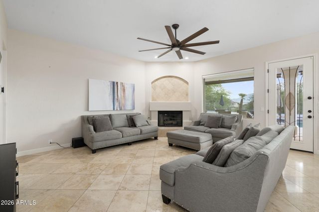 1427 W SALTSAGE Drive, Phoenix, AZ 85045