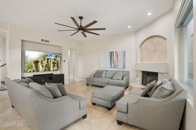 1427 W SALTSAGE Drive, Phoenix, AZ 85045