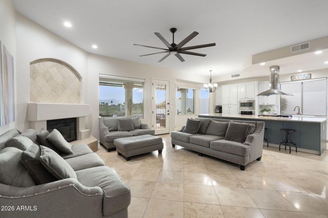 1427 W SALTSAGE Drive, Phoenix, AZ 85045