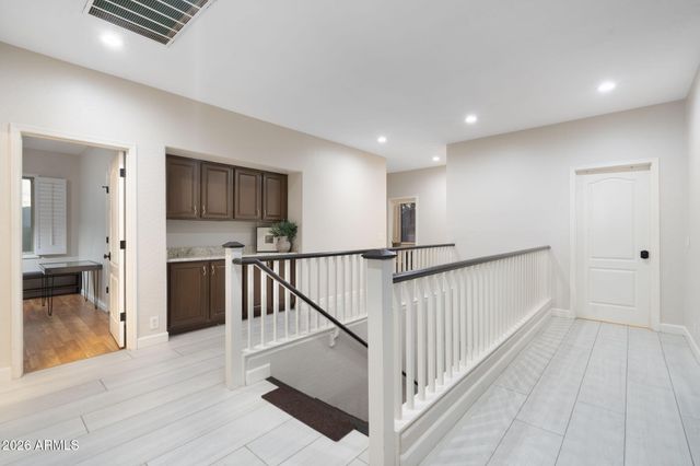 1427 W SALTSAGE Drive, Phoenix, AZ 85045
