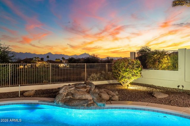 1427 W SALTSAGE Drive, Phoenix, AZ 85045