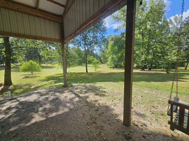 17 Clearwater Cr, Bath Springs, TN 38311