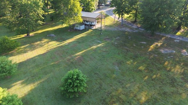 17 Clearwater Cr, Bath Springs, TN 38311