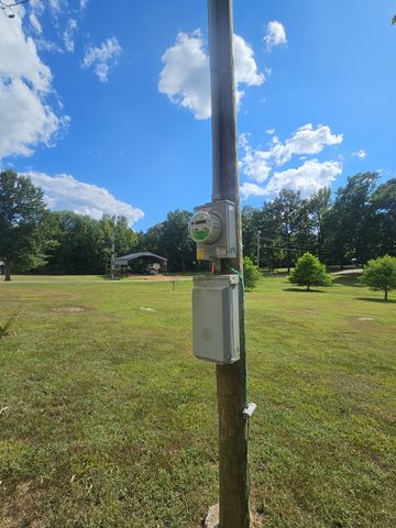 17 Clearwater Cr, Bath Springs, TN 38311